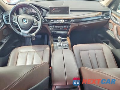 Zdjęcie 8 z 13 samochodu: 2016 BMW X5 XDR40E VIN:5UXKT0C57G0S78474 - miniatura