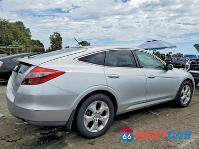 Trzecie zdjęcie samochodu z tyłu: 2010 HONDA ACCORD CROSSTOUR EXL VIN:5J6TF1H57AL013081 - miniatura