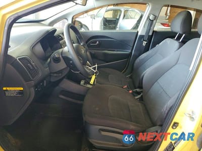 Zdjęcie 7 z 13 samochodu: 2016 KIA RIO LX VIN:KNADM4A39G6660757 - miniatura