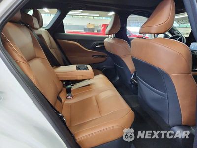 Zdjęcie 11 z 13 samochodu: 2025 TOYOTA CROWN SIGNIA LIMITED VIN:JTDACAAJXS3035512 - miniatura