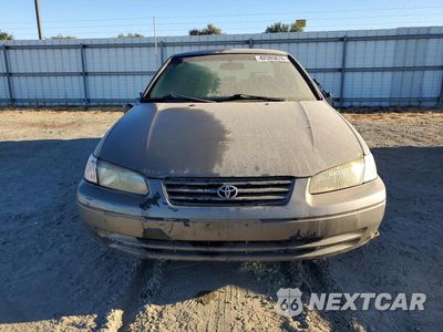 Piąte zdjęcie samochodu w środku: 1998 TOYOTA CAMRY LE V6 VIN:JT2BF22K1W0112230 - miniatura