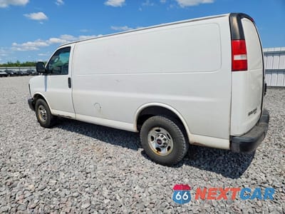 Drugie zdjęcie samochodu z przodu: 2016 GMC SAVANA 2500 CARGO DELIVERY VAN VIN:1GTW7AFF1G1275954 - miniatura