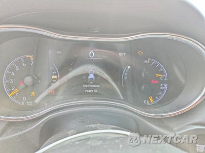 Zdjęcie 9 z 12 samochodu: 2019 JEEP GRAND CHEROKEE LIMITED VIN:1C4RJFBG8KC533961 - miniatura
