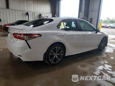 Trzecie zdjęcie samochodu z tyłu: 2020 TOYOTA CAMRY SE VIN:4T1G11AKXLU385867 - miniatura
