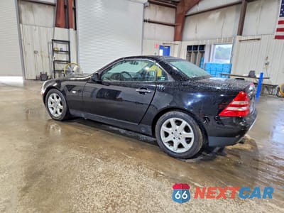 Drugie zdjęcie samochodu z przodu: 1998 MERCEDES-BENZ SLK 230 KOMPRESSOR VIN:WDBKK47F4WF029414 - miniatura