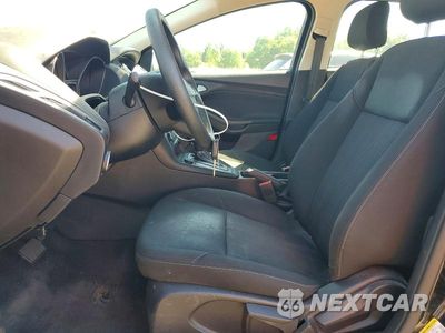 Zdjęcie 7 z 12 samochodu: 2018 FORD FOCUS SE VIN:1FADP3FE6JL313805 - miniatura
