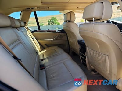 Zdjęcie 11 z 13 samochodu: 2008 BMW X5 3.0I VIN:5UXFE43598L033453 - miniatura