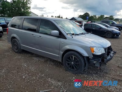 Czwarte zdjęcie samochodu z boku: 2019 DODGE GRAND CARAVAN SE VIN:2C4RDGBG1KR797155 - miniatura
