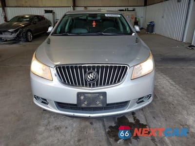 Piąte zdjęcie samochodu w środku: 2013 BUICK LACROSSE VIN:1G4GC5E32DF261764 - miniatura
