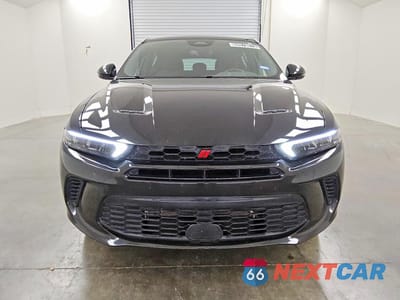 Piąte zdjęcie samochodu w środku: 2023 DODGE HORNET GT VIN:ZACNDFAN7P3A05425 - miniatura