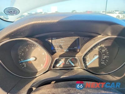 Zdjęcie 9 z 12 samochodu: 2017 FORD FOCUS SE VIN:1FADP3FE7HL270747 - miniatura
