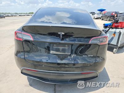 Zdjęcie 6 z 13 samochodu: 2023 TESLA MODEL Y VIN:7SAYGAEE8PF832113 - miniatura