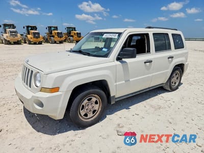 2008 JEEP PATRIOT SPORT 1J8FT28058D554147 - główne zdjęcie licytacji z USA - miniatura