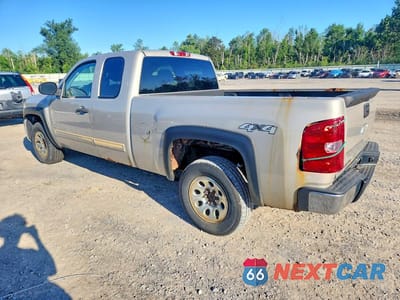 Drugie zdjęcie samochodu z przodu: 2009 CHEVROLET SILVERADO K1500 VIN:1GCEK19C59Z273043 - miniatura