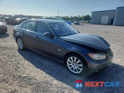 Czwarte zdjęcie samochodu z boku: 2006 BMW 330 XI VIN:WBAVD33516KV65290 - miniatura