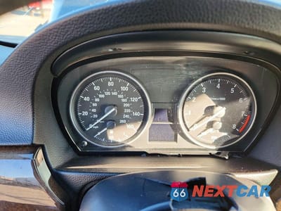 Zdjęcie 9 z 13 samochodu: 2010 BMW 328 I SULEV VIN:WBAWV1C57AP123728 - miniatura