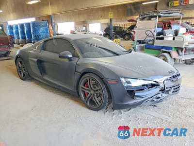Czwarte zdjęcie samochodu z boku: 2012 AUDI R8 5.2 QUATTRO VIN:WUAENAFG3CN002501 - miniatura