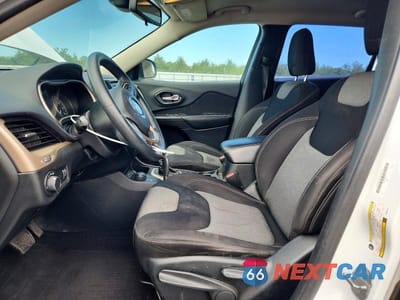 Zdjęcie 7 z 13 samochodu: 2014 JEEP CHEROKEE SPORT VIN:1C4PJMAB8EW233115 - miniatura