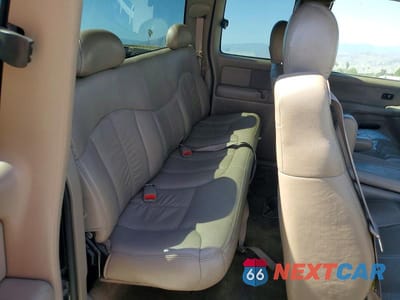 Zdjęcie 10 z 13 samochodu: 2001 CHEVROLET SILVERADO K1500 VIN:1GCEK19T21E150652 - miniatura