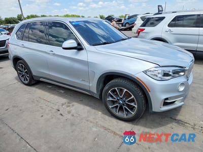Czwarte zdjęcie samochodu z boku: 2017 BMW X5 SDRIVE35I VIN:5UXKR2C30H0U23431 - miniatura