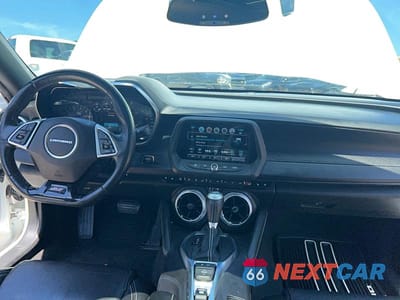 Zdjęcie 9 z 12 samochodu: 2018 CHEVROLET CAMARO SS VIN:1G1FH1R73J0131328 - miniatura