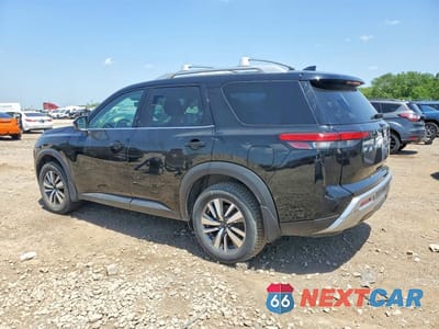 Drugie zdjęcie samochodu z przodu: 2024 NISSAN PATHFINDER SL VIN:5N1DR3CC7RC274477 - miniatura