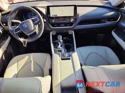 Zdjęcie 8 z 13 samochodu: 2026 TOYOTA GRAND HIGHLANDER XLE VIN:5TDAAAA50TS045359 - miniatura
