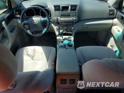 Zdjęcie 8 z 13 samochodu: 2010 TOYOTA HIGHLANDER BASE VIN:JTEZK3EH5A2102364 - miniatura