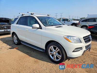 Czwarte zdjęcie samochodu z boku: 2013 MERCEDES-BENZ ML 350 4MATIC VIN:4JGDA5HB8DA159684 - miniatura