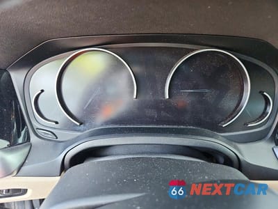 Zdjęcie 9 z 12 samochodu: 2020 BMW 330XI VIN:3MW5R7J02L8B22529 - miniatura