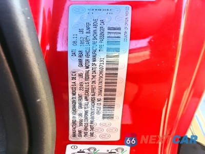 Zdjęcie 12 z 12 samochodu: 2012 VOLKSWAGEN BEETLE TURBO VIN:3VWVA7AT9CM607131 - miniatura