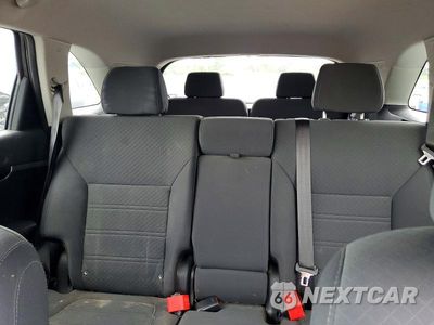 Zdjęcie 10 z 13 samochodu: 2019 KIA SORENTO LX VIN:5XYPG4A37KG532417 - miniatura