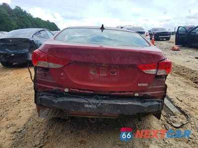 Zdjęcie 6 z 12 samochodu: 2013 HYUNDAI ELANTRA LIMITED VIN:5NPDH4AE2DH237156 - miniatura