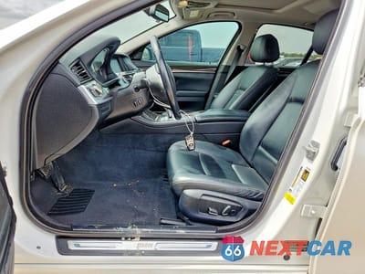 Zdjęcie 7 z 12 samochodu: 2015 BMW 528 I VIN:WBA5A5C59FD519778 - miniatura
