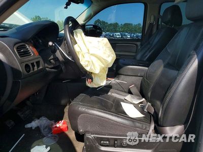 Zdjęcie 7 z 13 samochodu: 2007 CHEVROLET TAHOE C1500 VIN:1GNFC13JX7R182220 - miniatura