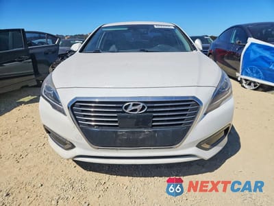 Piąte zdjęcie samochodu w środku: 2016 HYUNDAI SONATA PLUG-IN HYBRID LIMITED VIN:KMHE54L27GA029619 - miniatura