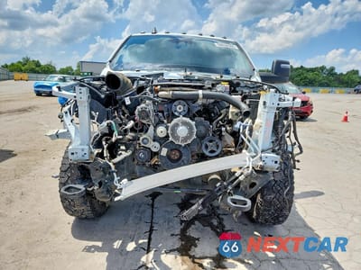 Piąte zdjęcie samochodu w środku: 2023 RAM 2500 POWERWAGON VIN:3C6UR5EL4PG514664 - miniatura