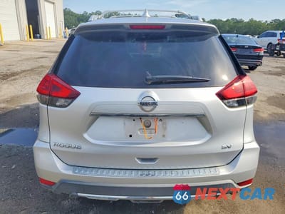 Zdjęcie 6 z 12 samochodu: 2018 NISSAN ROGUE SV VIN:KNMAT2MTXJP620570 - miniatura
