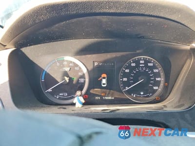 Zdjęcie 9 z 12 samochodu: 2016 HYUNDAI SONATA PLUG-IN HYBRID LIMITED VIN:KMHE54L23GA021470 - miniatura