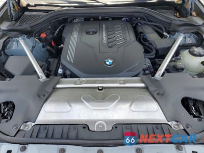Zdjęcie 12 z 13 samochodu: 2025 BMW X4 M40I VIN:5UX43DT08S9134571 - miniatura