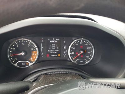 Zdjęcie 9 z 14 samochodu: 2020 JEEP RENEGADE SPORT VIN:ZACNJBAB8KPJ77100 - miniatura