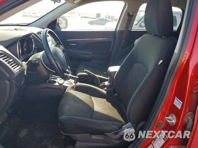 Zdjęcie 7 z 13 samochodu: 2016 MITSUBISHI OUTLANDER SPORT ES VIN:JA4AP3AU9GZ029063 - miniatura