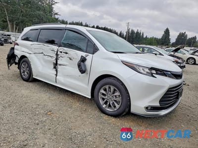 Czwarte zdjęcie samochodu z boku: 2022 TOYOTA SIENNA XLE VIN:5TDJRKECXNS125861 - miniatura