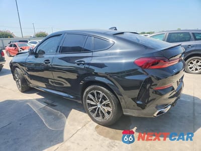 Drugie zdjęcie samochodu z przodu: 2021 BMW X6 XDRIVE40I VIN:5UXCY6C06M9F87361 - miniatura