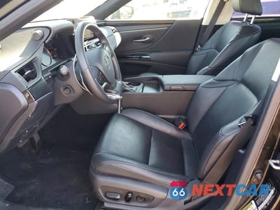 Zdjęcie 7 z 12 samochodu: 2025 LEXUS ES 300H BASE VIN:58ADA1C13SU072061 - miniatura