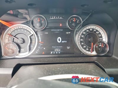 Zdjęcie 9 z 12 samochodu: 2019 RAM 1500 CLASSIC SLT VIN:1C6RR7TT2KS713119 - miniatura