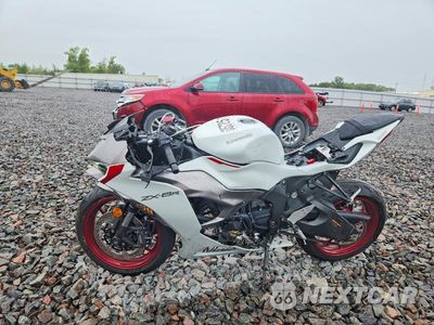 Trzecie zdjęcie samochodu z tyłu: 2025 KAWASAKI ZX636 K VIN:JKBZXJK19SA011628 - miniatura