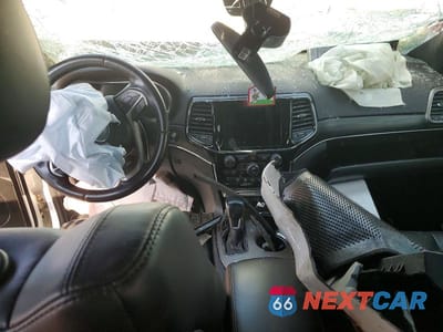 Zdjęcie 8 z 14 samochodu: 2021 JEEP GRAND CHEROKEE LIMITED VIN:1C4RJFBG4MC527030 - miniatura