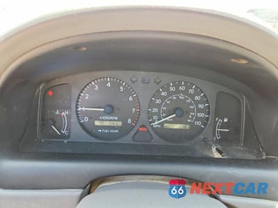 Zdjęcie 9 z 12 samochodu: 2001 TOYOTA COROLLA CE VIN:1NXBR12E51Z522920 - miniatura
