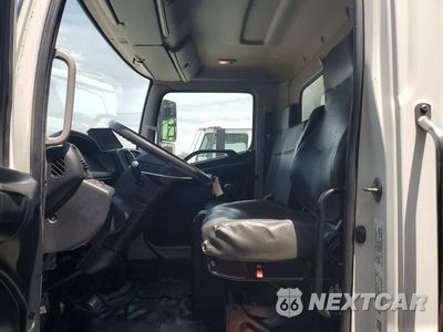 Zdjęcie 7 z 13 samochodu: 2020 HINO 338 BOX TRUCK VIN:5PVNV8JV5L4S59841 - miniatura